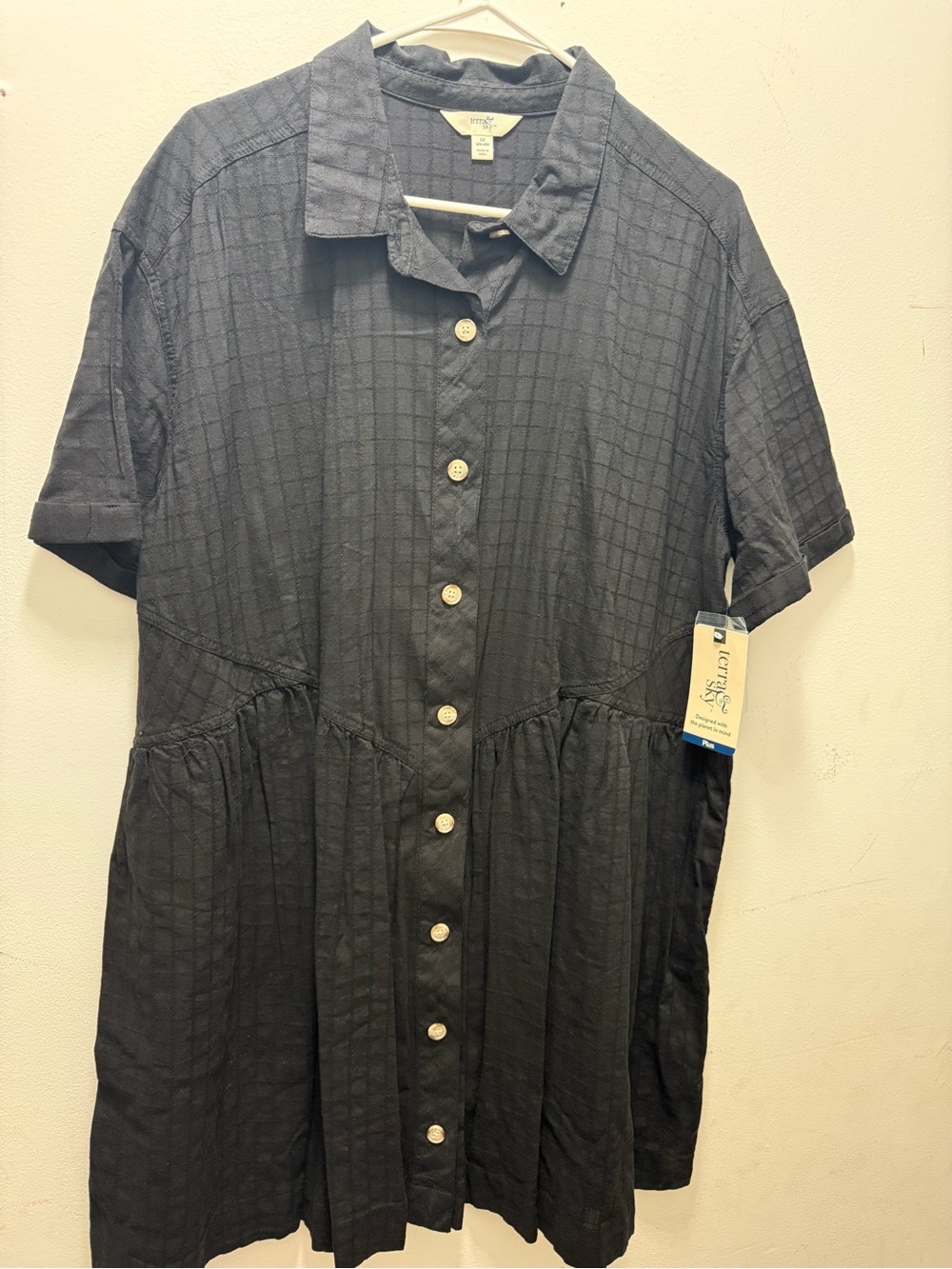 Terra & Sky Black Textured Button-Front Dress